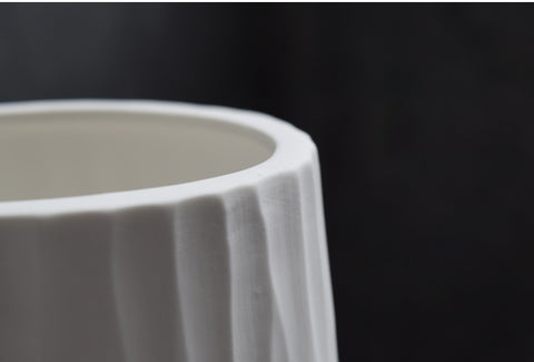 Natural Wavy Design White Ceramic Flower Vase - Belly Pots
