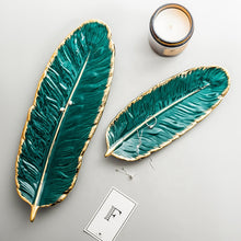 4 Different Colors Feather Shape Ceramic Dinner Plates for Restaurant with Gold Rim Dinner Plates
